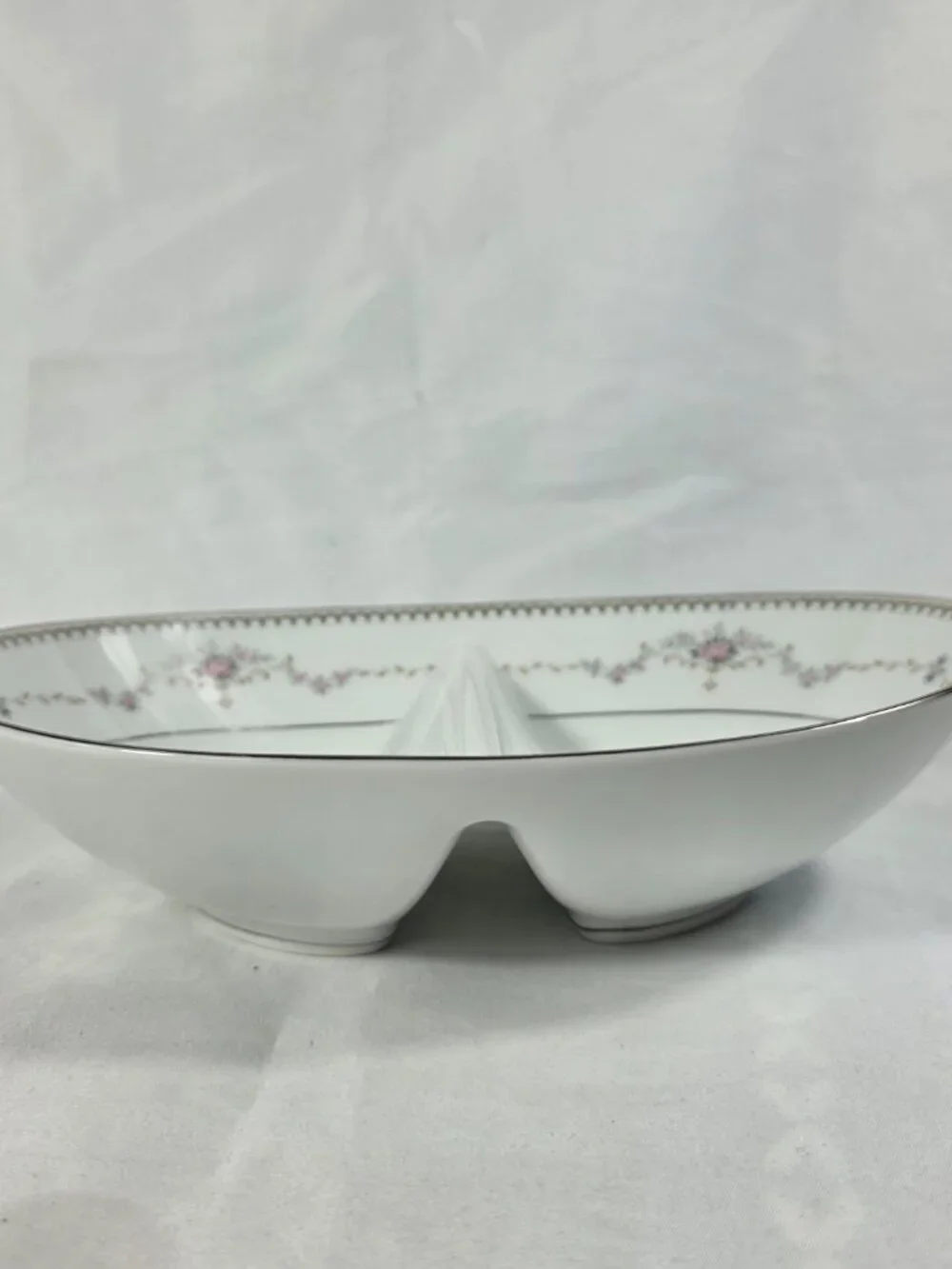 Noritake Fairmont Oval Divided Serving Bowl White with Pink Roses & Green Dots